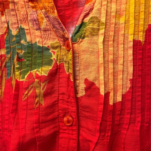 Sundance Large blouse or beach cover up or wear with leggings. - Picture 4 of 9